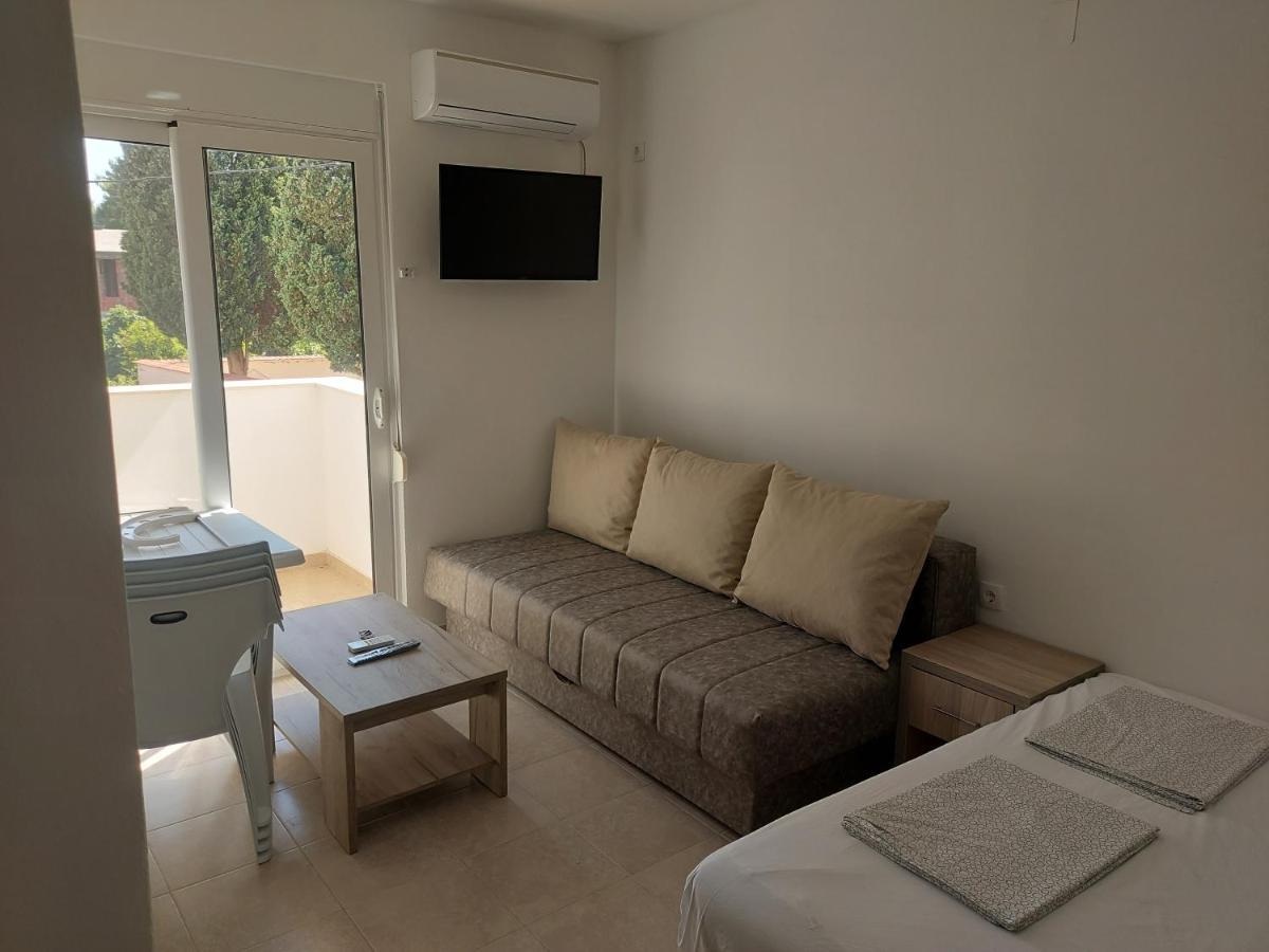 Ulcin Relax Apartments & Rooms Ulcinj Ngoại thất bức ảnh
